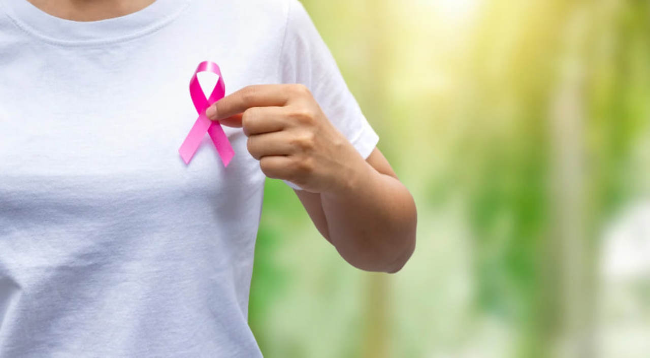 El cáncer de mama afecta en su mayoría a mujeres y es la enfermedad oncológica más común en el IMSS.