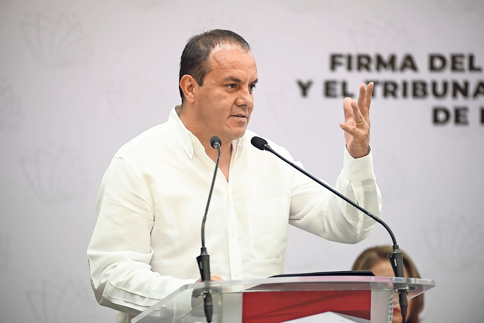 El gobernador Cuauhtémoc Blanco Bravo. (ARCHIVO)