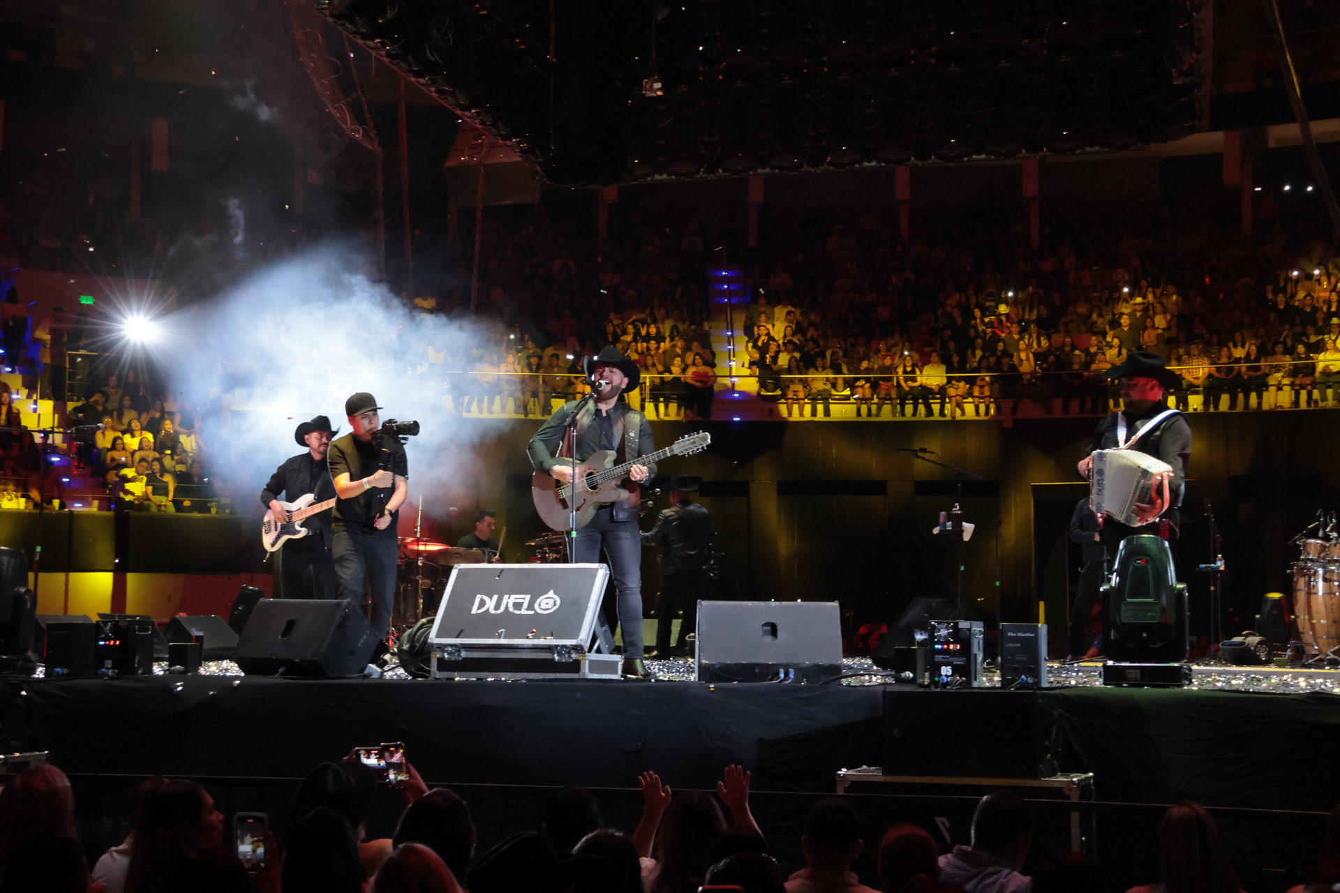 Revive aquí el concierto de Grupo Duelo en Torreón durante la noche del sábado