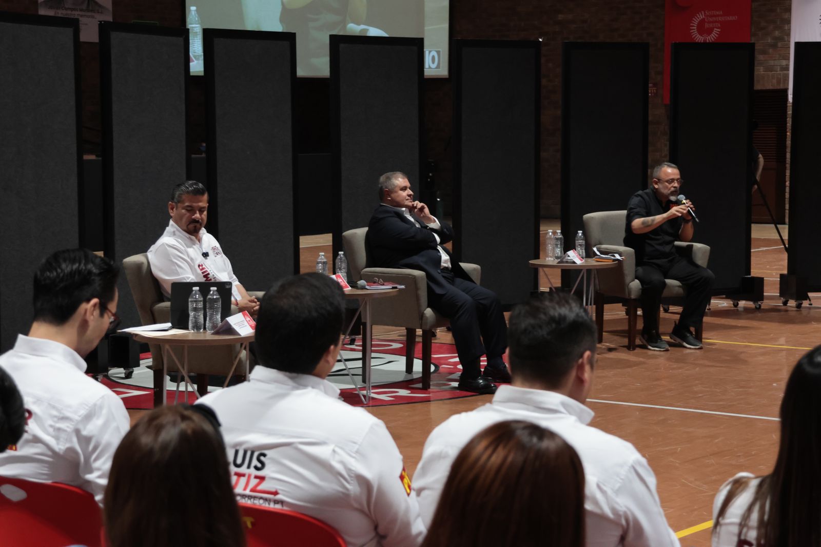 Responden a preguntas candidatos a alcaldía de Torreón en Diálogos por México