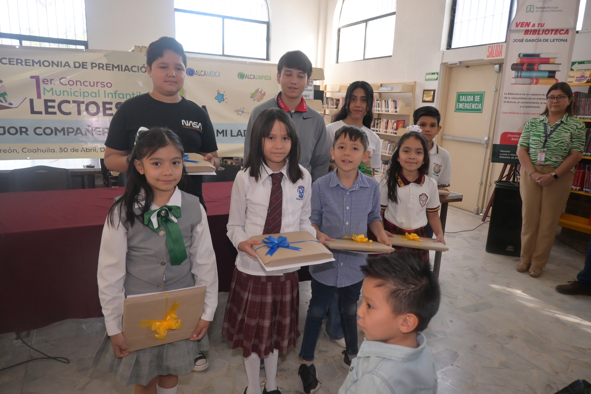 Premian a niños lectores en Torreón