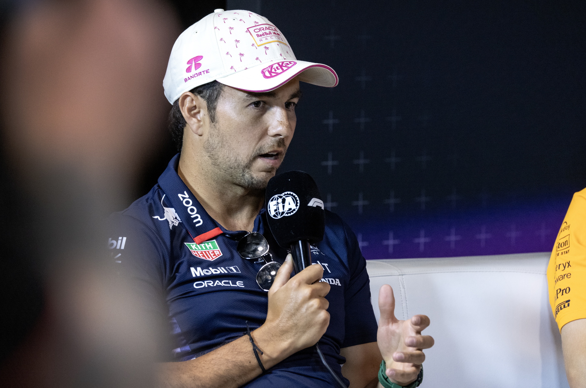 'Checo' Pérez logra tercer lugar en Sprint del GP de Miami