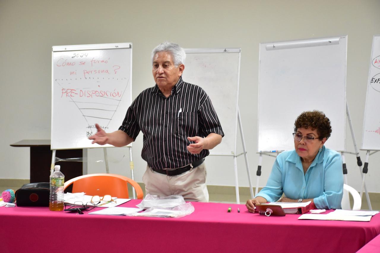 Brinda DIF Torreón y Alsame capacitación a familiares de personas con padecimientos mentales para mejorar su relación